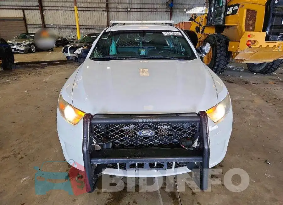 1FAHP2L82HG118894 Photo# 5