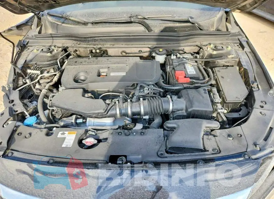 1HGCV2F90JA048076 Photo# 11