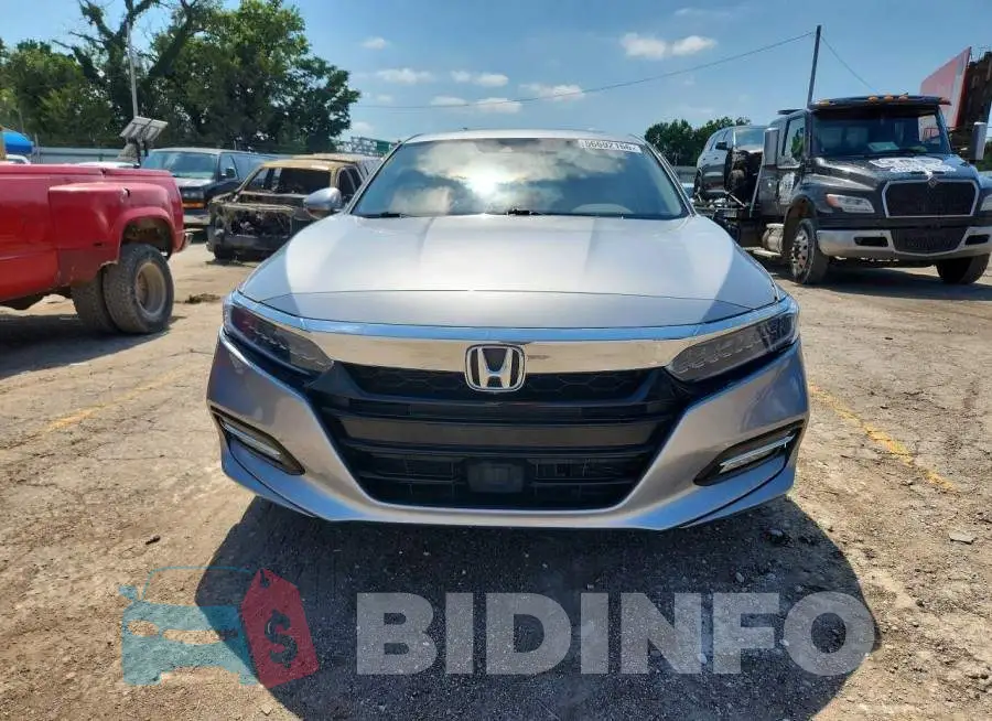1HGCV3F92JA014257 Photo# 5