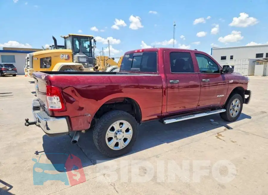 3C6UR5CJ3LG141676 Photo# 3