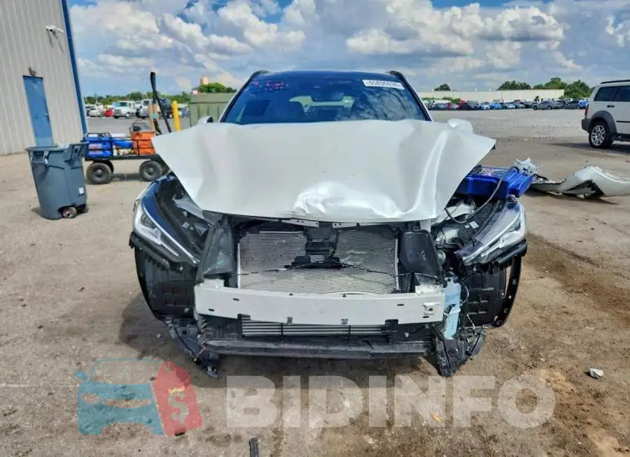 3PCAJ5FB9SF104367 Photo# 5