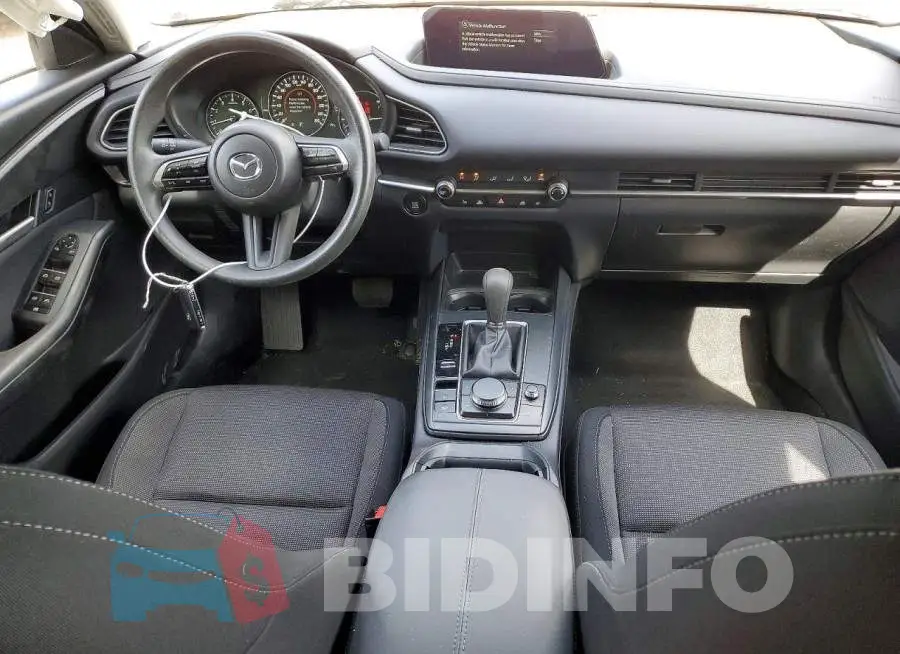 3MVDMBBL7TM138112 Photo# 8