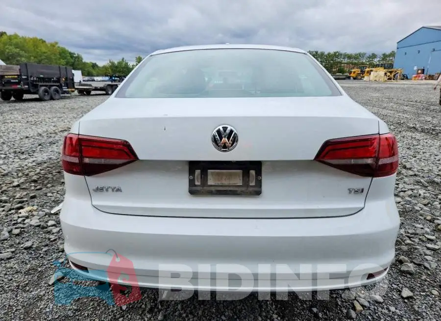 3VW2B7AJ5HM400726 Photo# 6