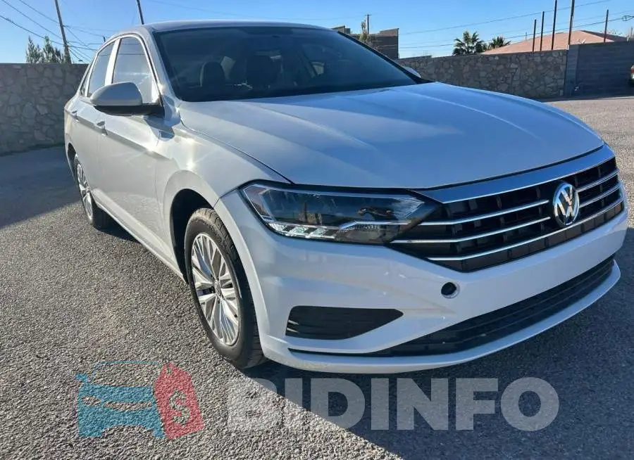 3VWCB7BU3LM018829 Photo# 1