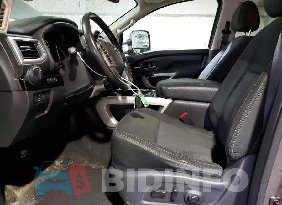 1N6BA1F47JN517996 Photo# 7