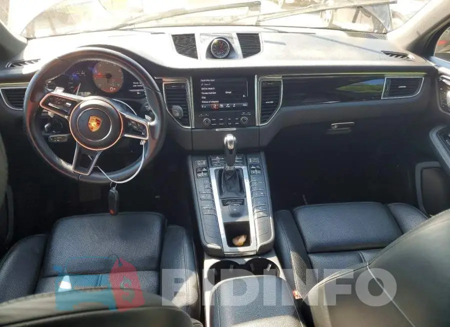 WP1AB2A52JLB33605 Photo# 8
