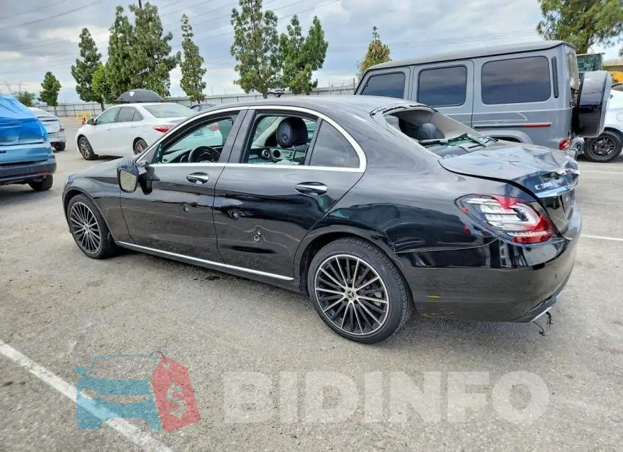 W1KWF8DB9LR575254 Photo# 2