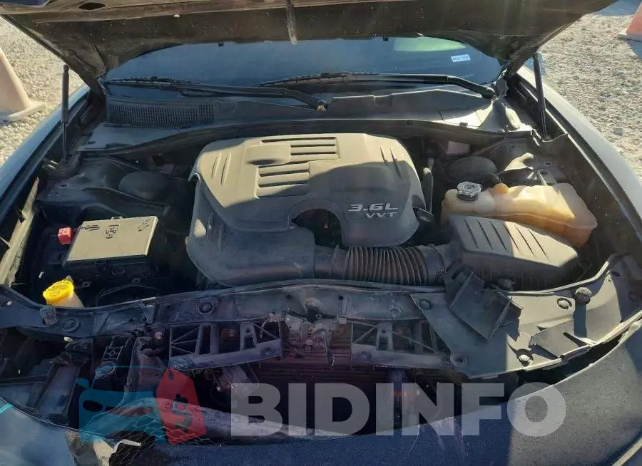 2C3CDXHG4LH157871 Photo# 11