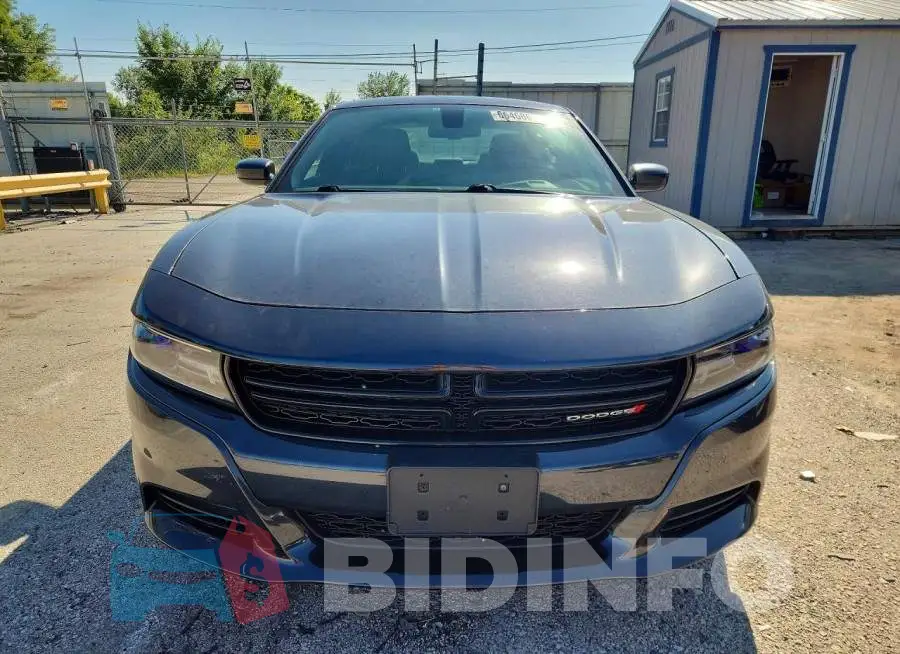 2C3CDXHG5JH150196 Photo# 5