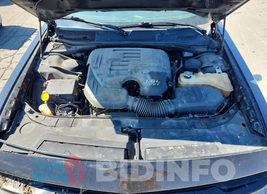 2C3CDZAGXJH294753 Photo# 11