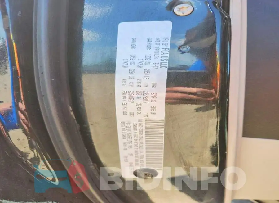 2C4RC1BGXHR811756 Photo# 14
