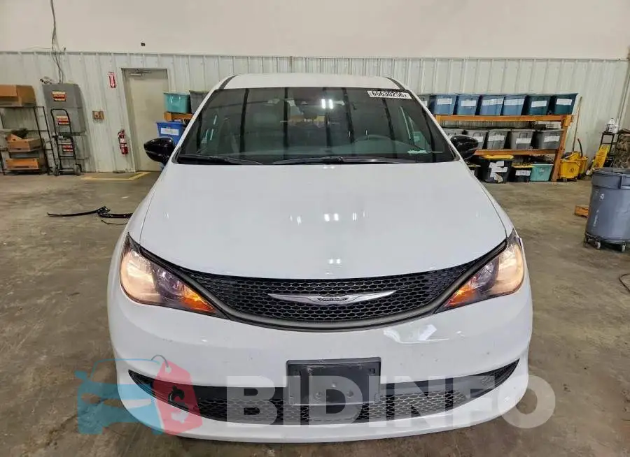 2C4RC1CG8SR517536 Photo# 5