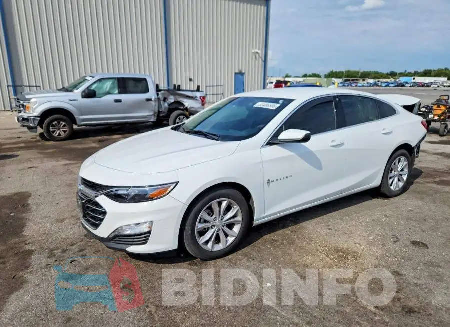 1G1ZD5ST0PF240617 Photo# 1