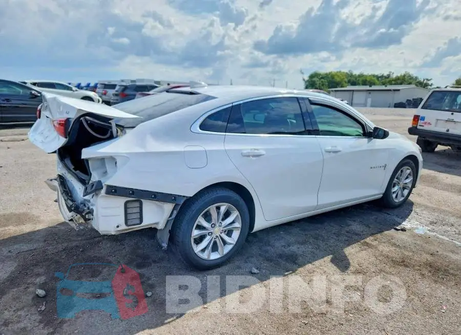 1G1ZD5ST0PF240617 Photo# 3
