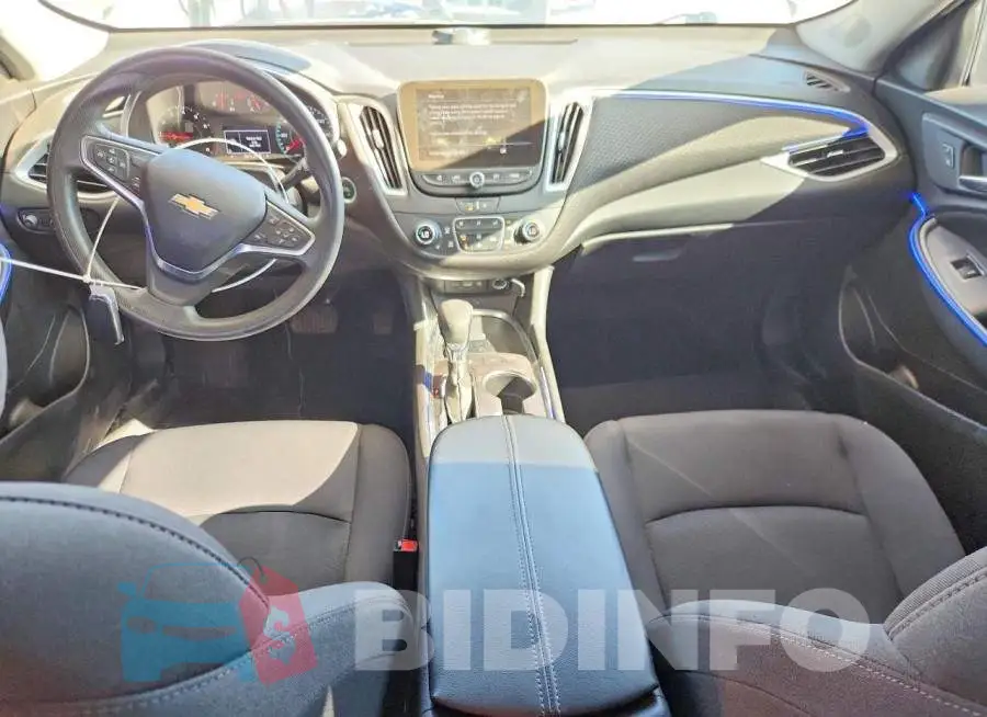 1G1ZD5ST2RF157001 Photo# 8