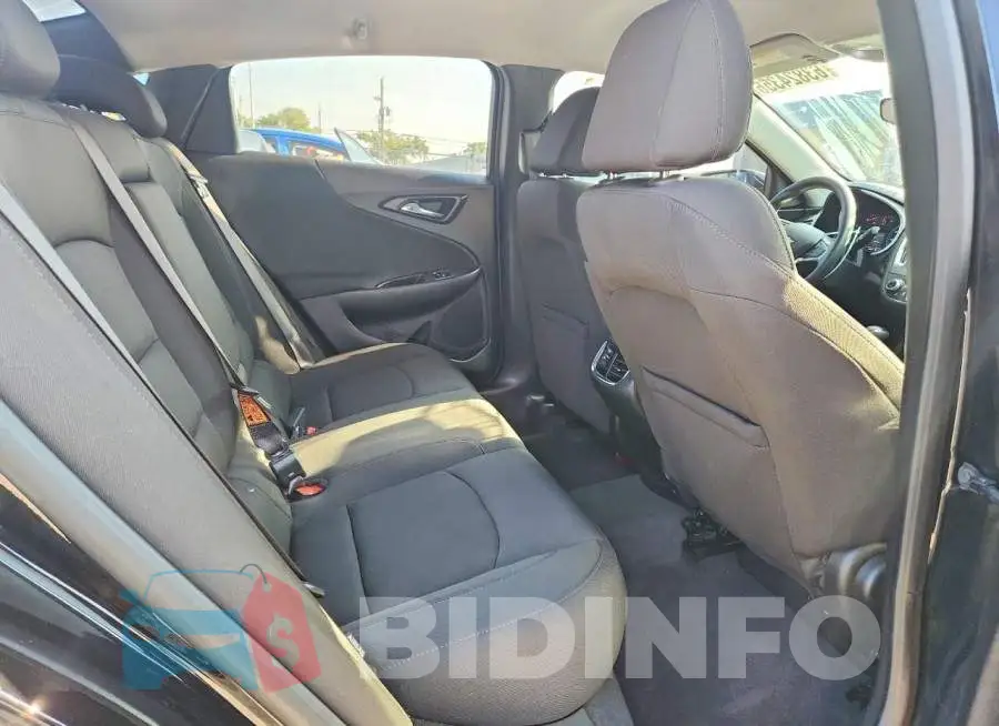 1G1ZD5ST5LF087047 Photo# 10