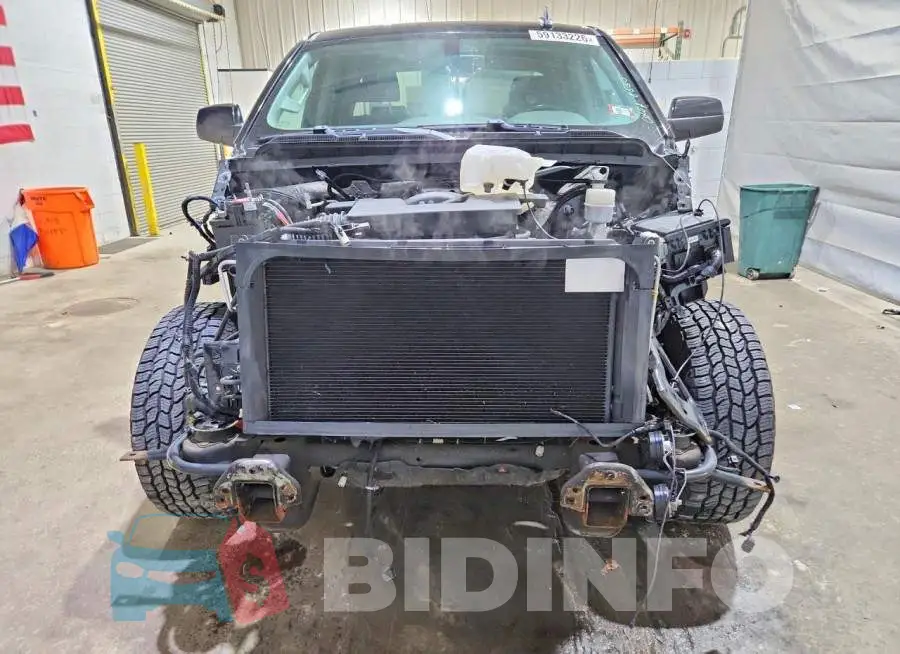 1GCVKREC9JZ242502 Photo# 5