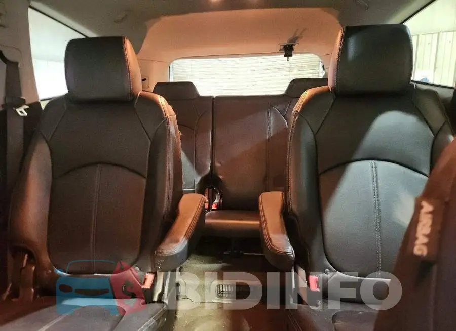 1GNKVHKD7HJ125812 Photo# 10