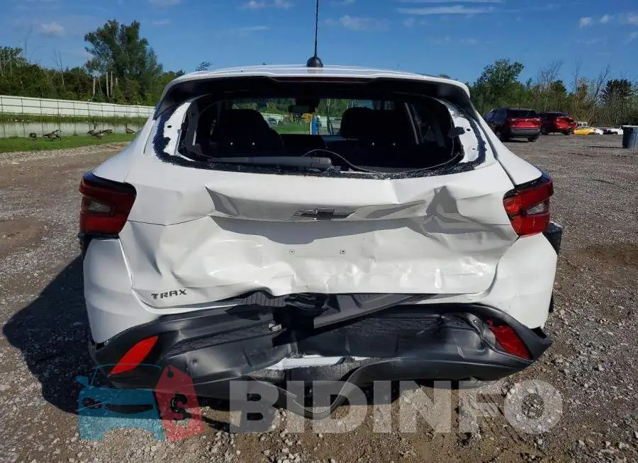 KL77LFE28RC202158 Photo# 6