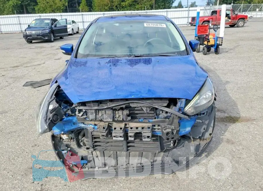 1FADP3M23JL323247 Photo# 5