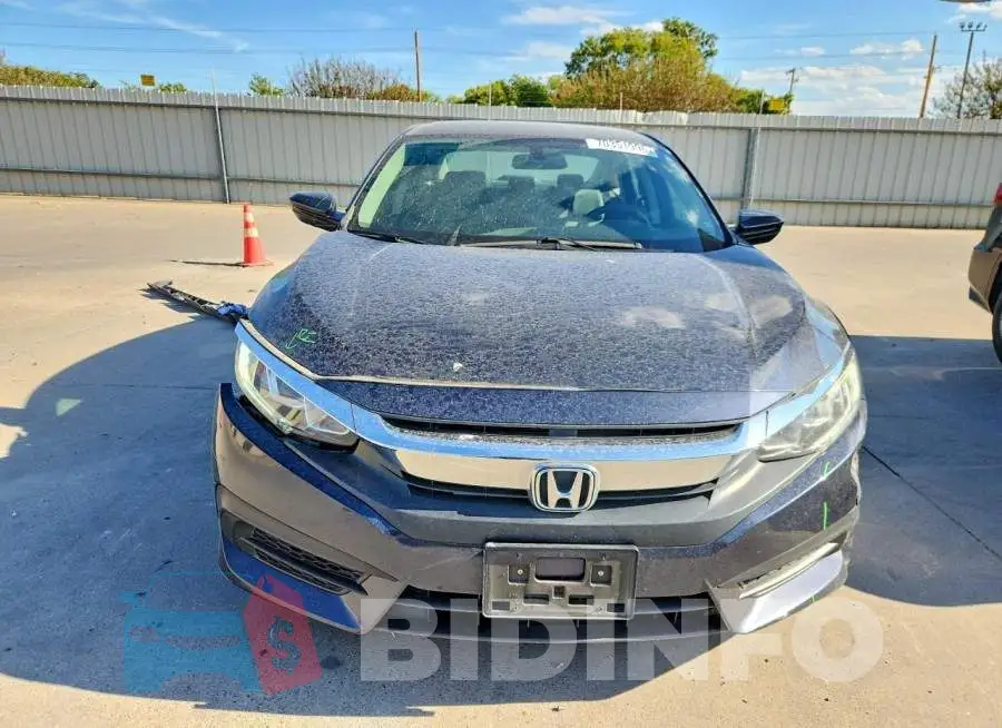 19XFC2F57HE069366 Photo# 5