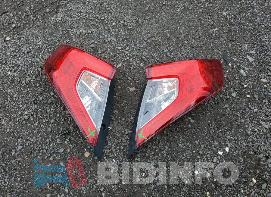 19XFC2F58HE219243 Photo# 12