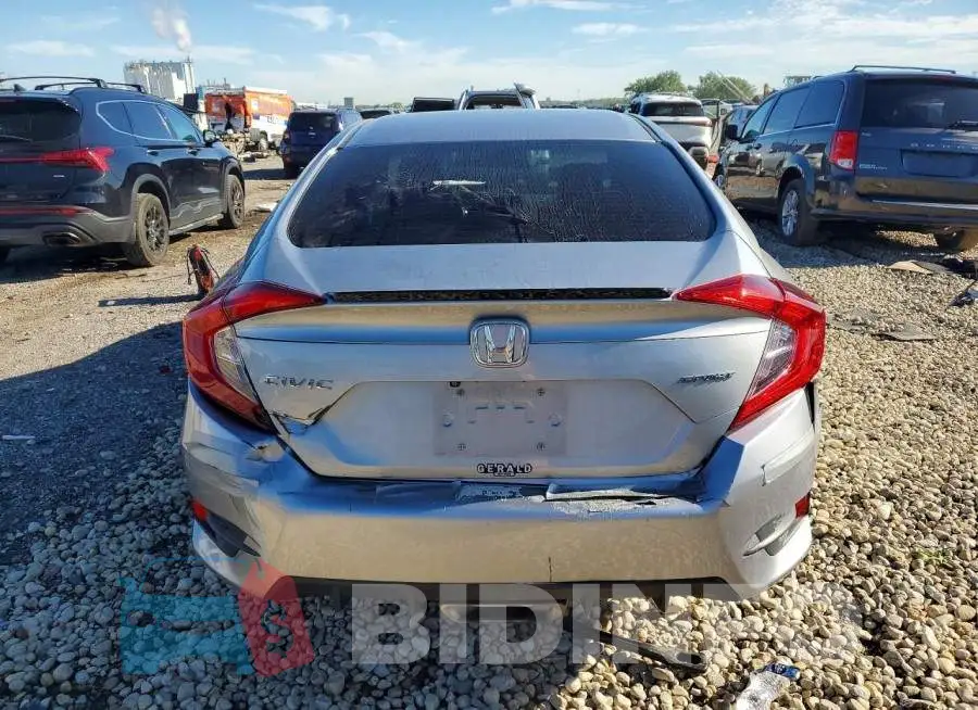 19XFC2F83KE002877 Photo# 6