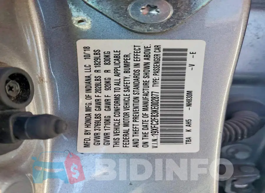 19XFC2F83KE002877 Photo# 12
