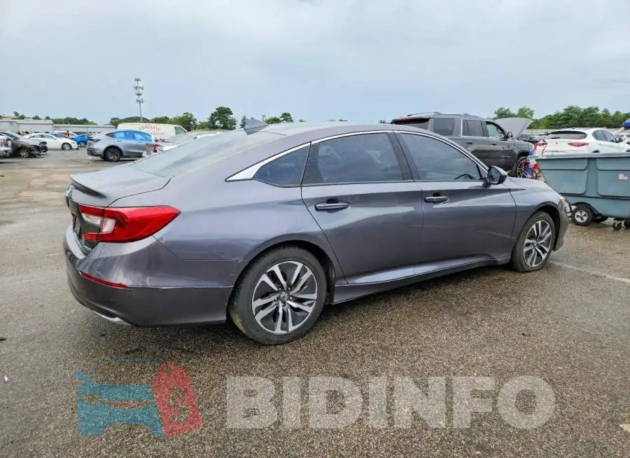 1HGCV3F10MA004633 Photo# 3