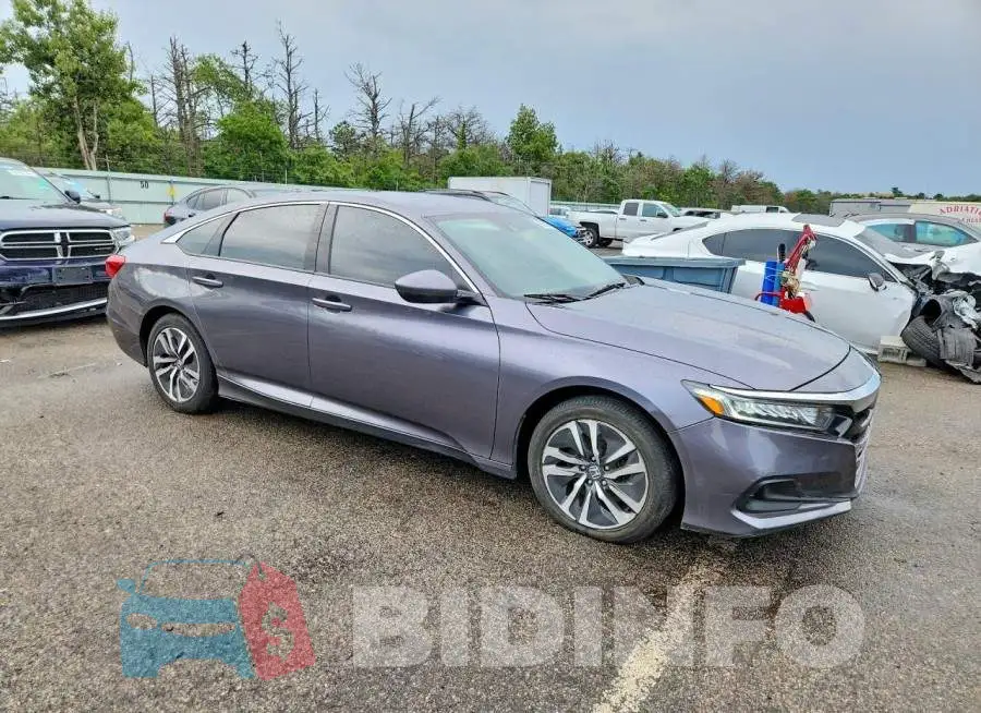 1HGCV3F10MA004633 Photo# 4