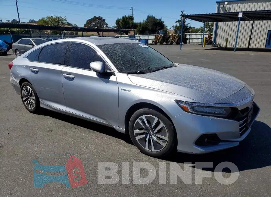 1HGCV3F46MA012293 Photo# 4
