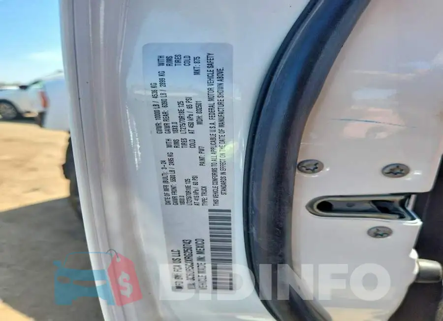 3C6UR5CJXRG250743 Photo# 13