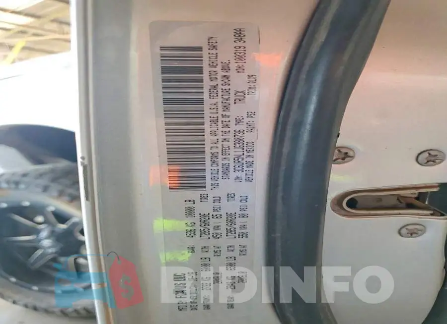 3C6UR5NL1JG380736 Photo# 12