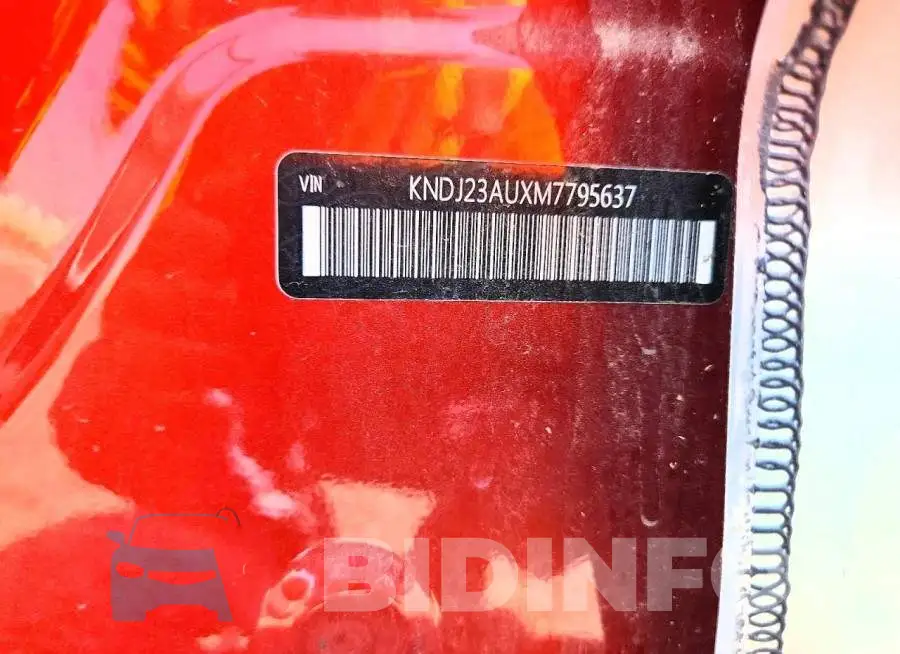 KNDJ23AUXM7795637 Photo# 12