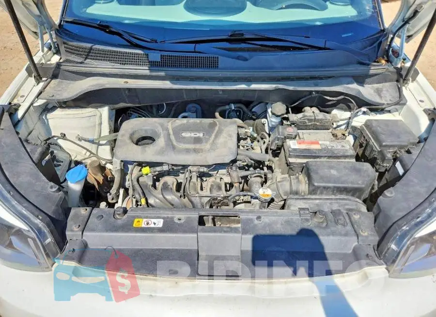 KNDJN2A21J7596939 Photo# 12