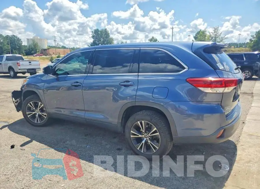 5TDZZRFH7KS350806 Photo# 2