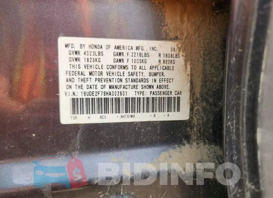 19UDE2F79HA002601 Photo# 12