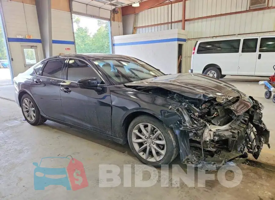 19UUB5F33PA001689 Photo# 4