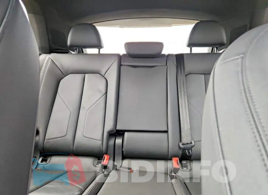 WA1BUDF30M1108621 Photo# 10