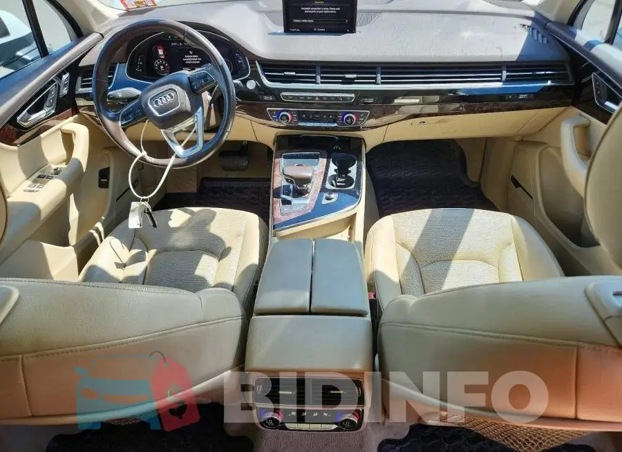 WA1LAAF78KD009121 Photo# 8