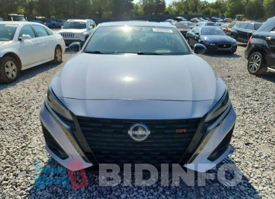 1N4BL4CV2PN332734 Photo# 5