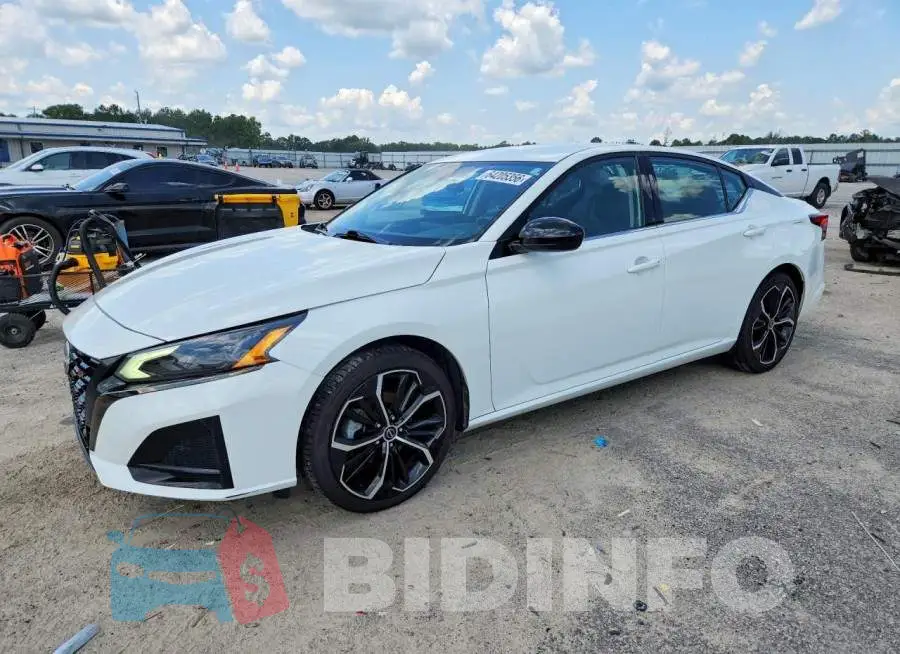 1N4BL4CV9PN345271 Photo# 1