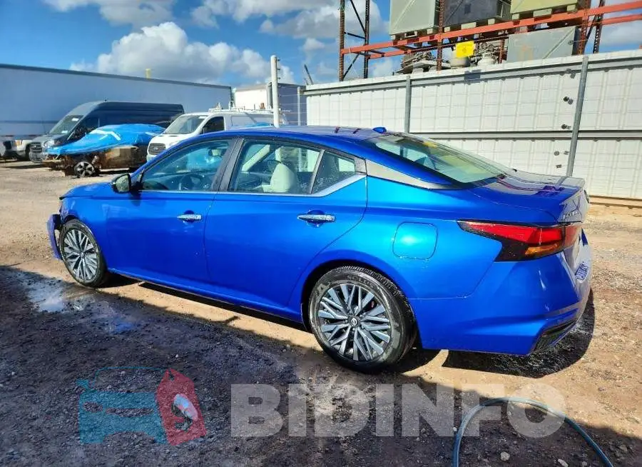1N4BL4DV5SN302571 Photo# 2