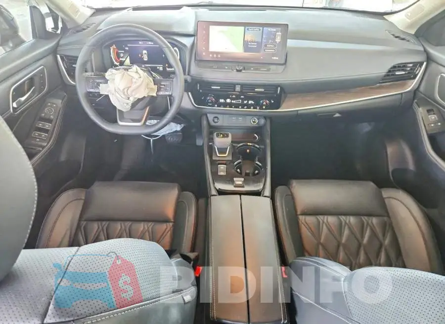 JN8BT3DC1SW380153 Photo# 8