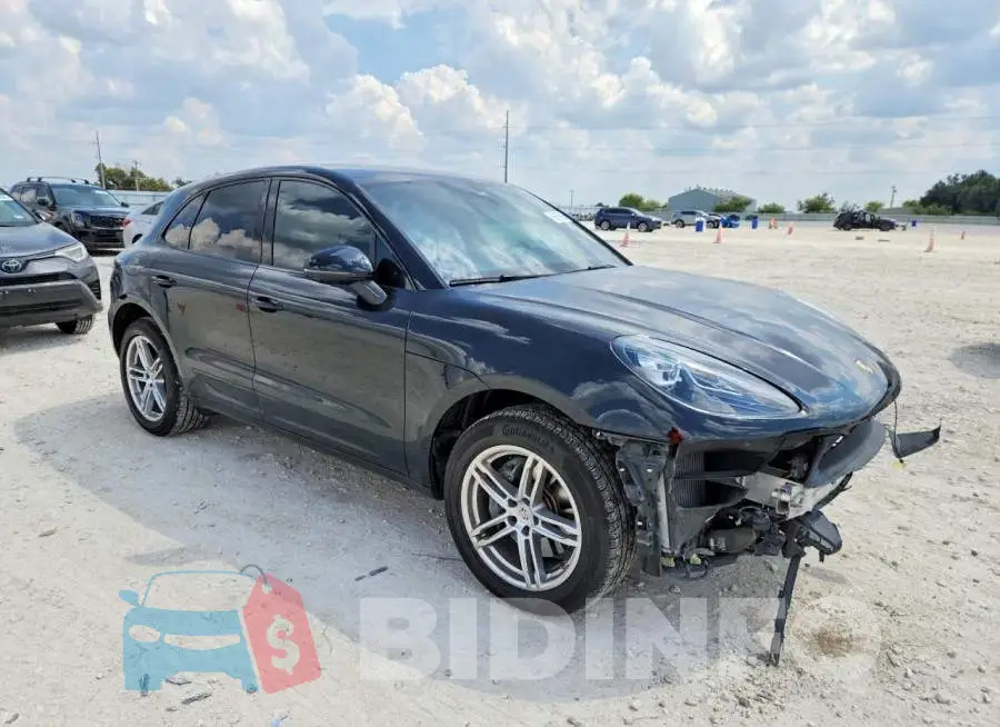 WP1AB2A57MLB33071 Photo# 4