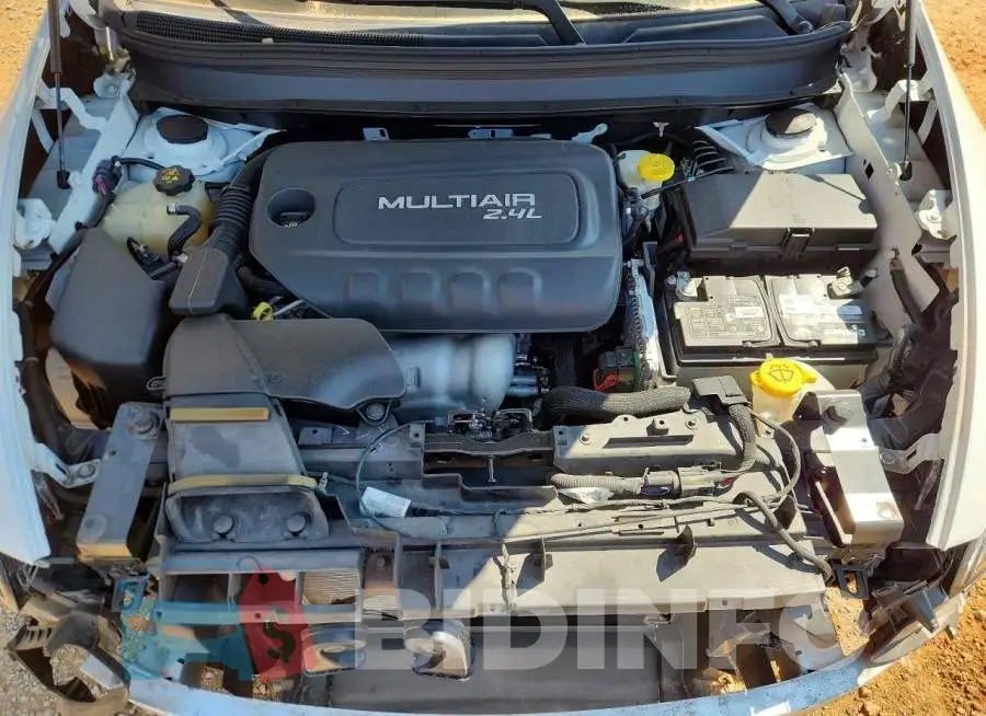1C4PJLCB2JD539711 Photo# 12