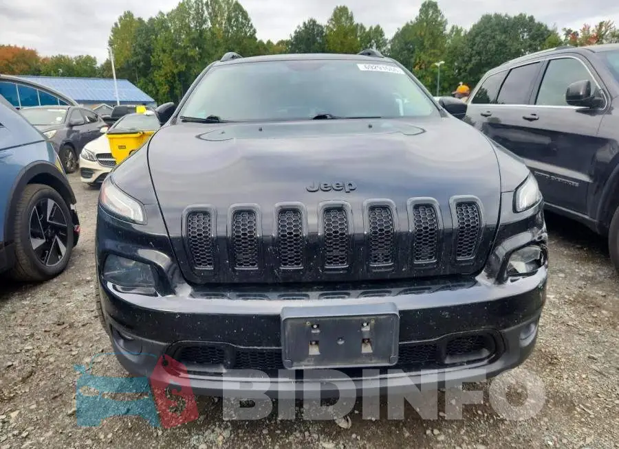 1C4PJMCX9JD516282 Photo# 5