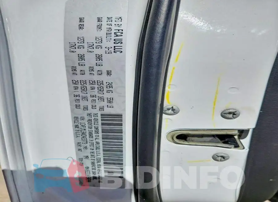 1C4PJMLB4KD423773 Photo# 13