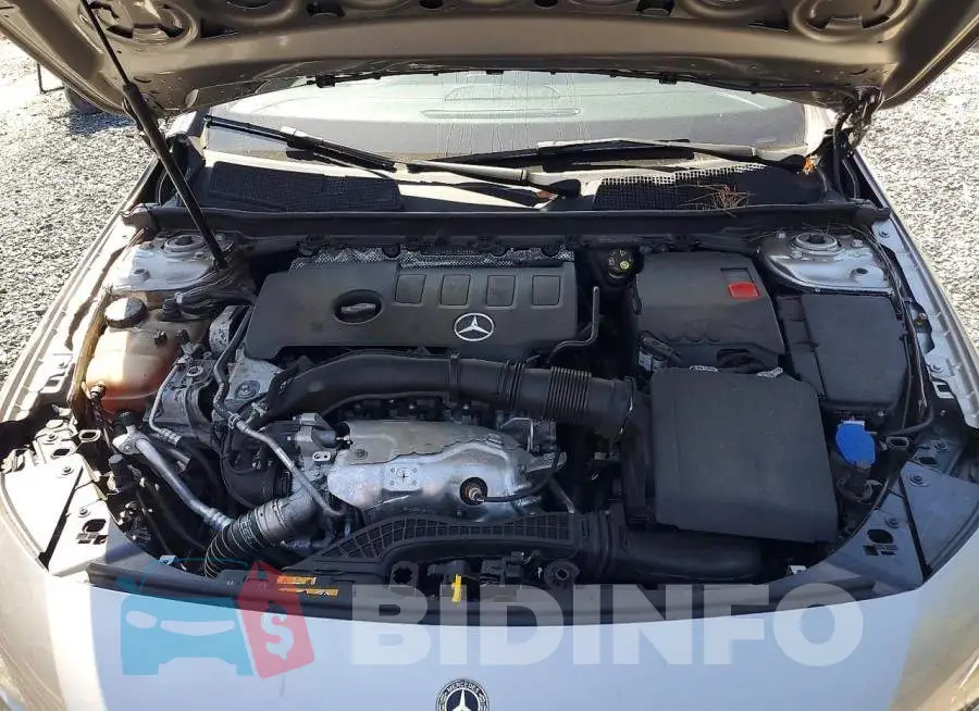 WDD3G4FB6KW020509 Photo# 11