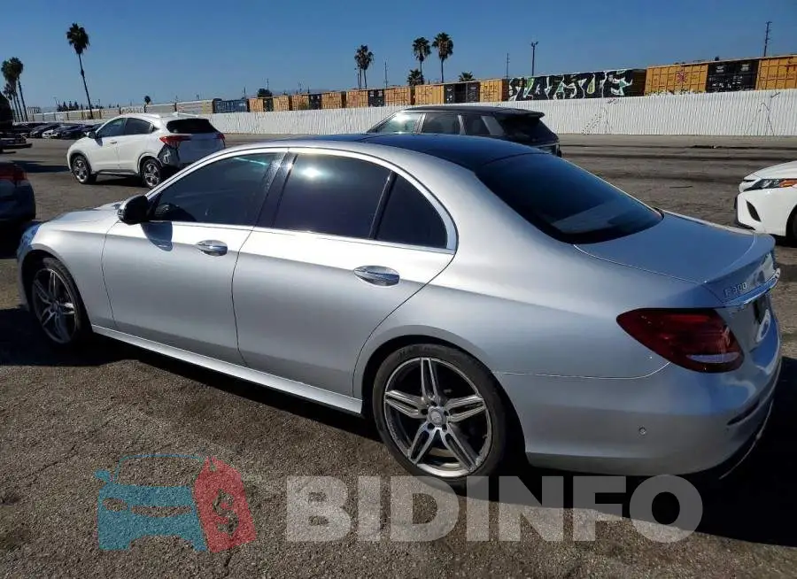 WDDZF4JB9HA166624 Photo# 2